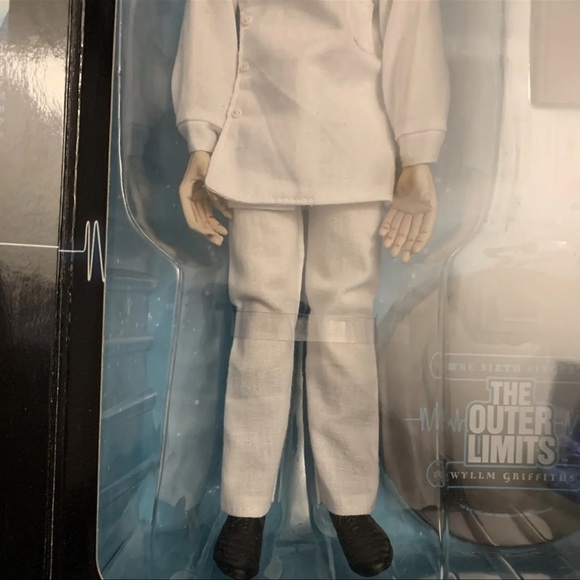 Rare Collectors The Outer Limits Sixth Finger Griffiths 12in Action Figure Doll - Picture 5 of 11